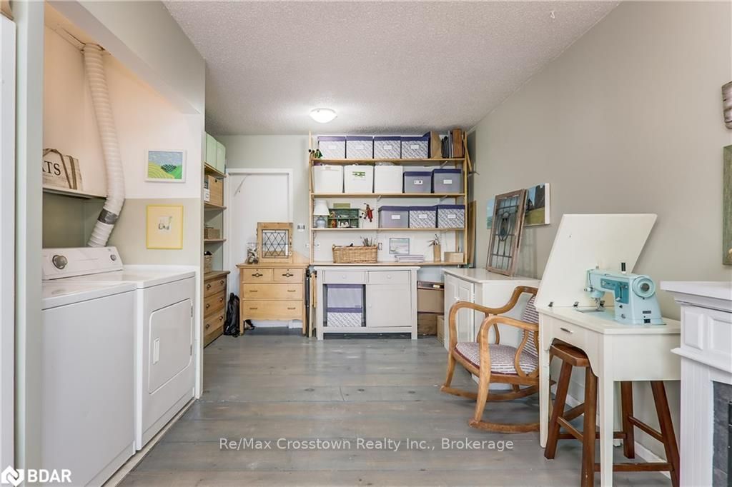 Listing Image 20