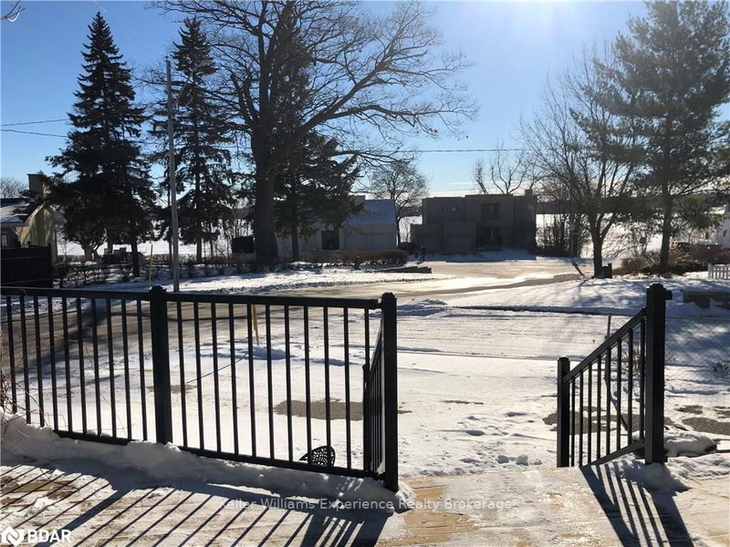 253 Dunlop St E, Barrie, L4M 1B6 | Image 3