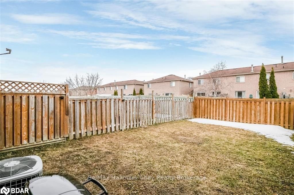 Listing Image 32