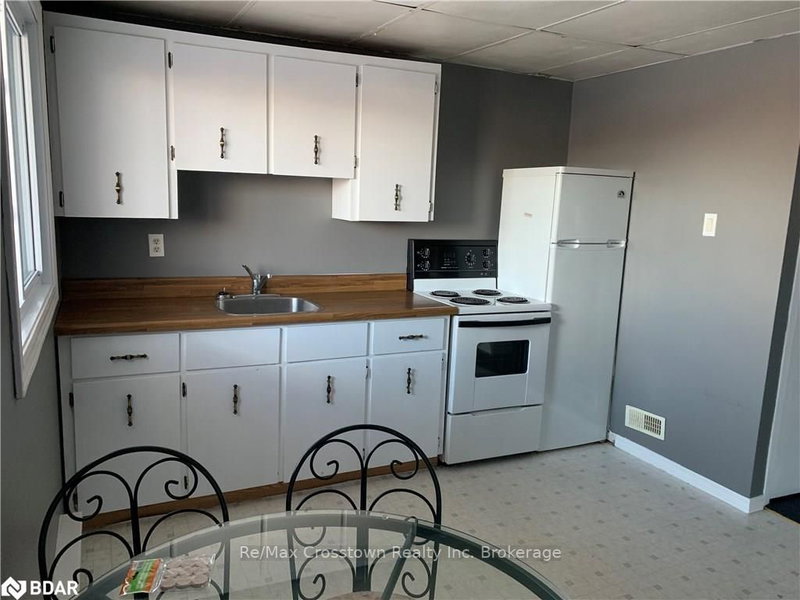 Bsmt - 49 Browning Tr, Barrie, L4N 5A5 | Image 3