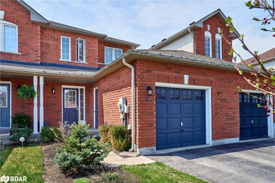 Townhouse sold at 22 Ridwell Street, Barrie, Ontario, L4N 0X2 - Edgehill Drive - MLS: S6294044