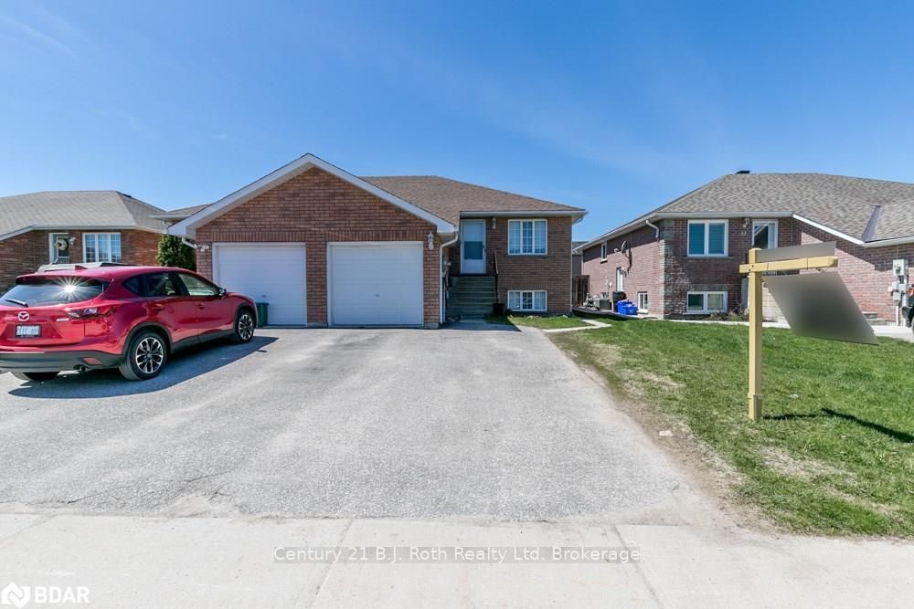 Listing Image 4