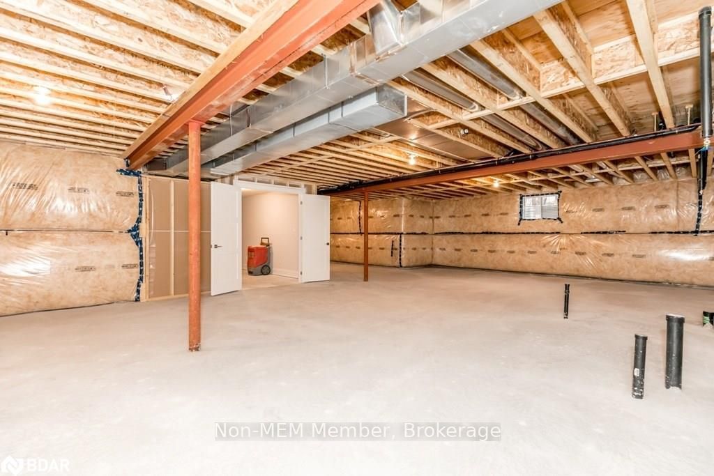 Listing Image 37