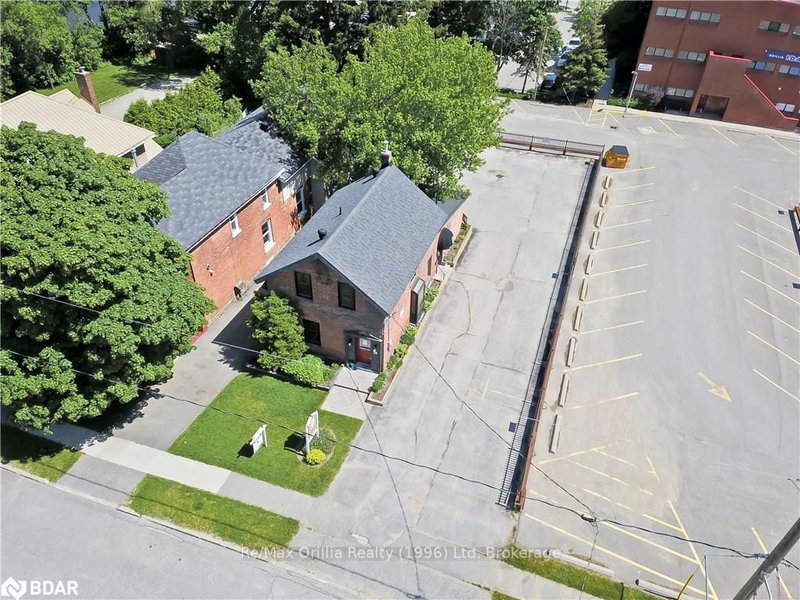 163 Mary St, Orillia, L3V 3E3 | Image 3