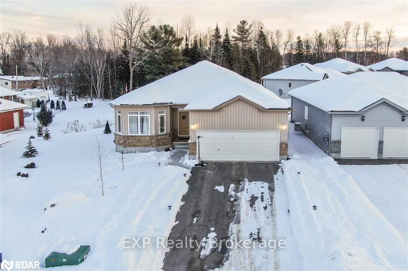 9 Charlie Rawson Blvd, Tay, L0K 2A0 | Image 2