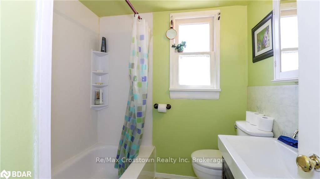 Listing Image 17
