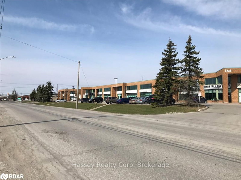 8 - 166 Saunders Rd, Barrie, L4N 9A4 | Image 2
