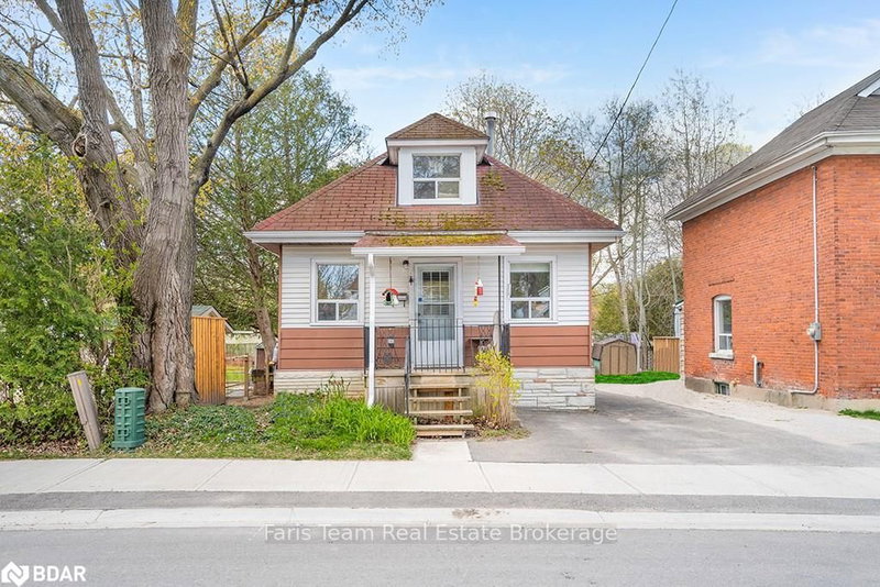 147 Dufferin St, Orillia, L3V 5T1 | Image 2
