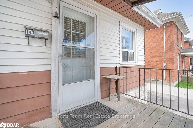 147 Dufferin St, Orillia, L3V 5T1 | Image 3