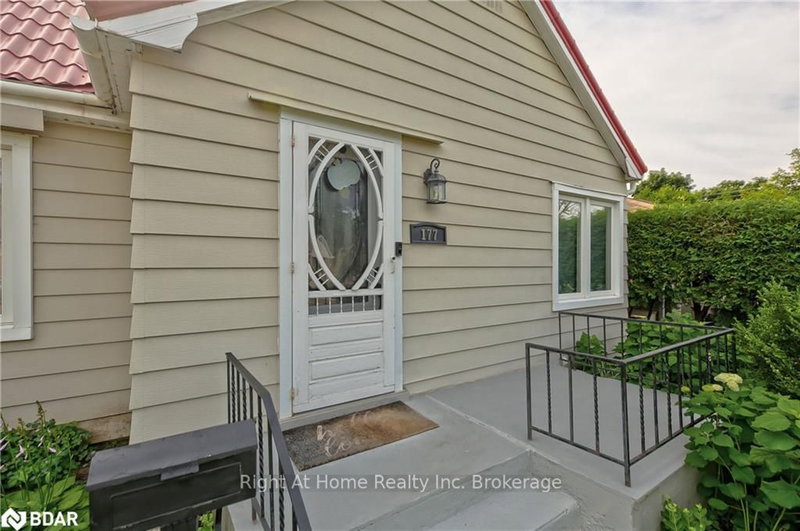 177 Duckworth St, Barrie, L4M 3W6 | Image 3