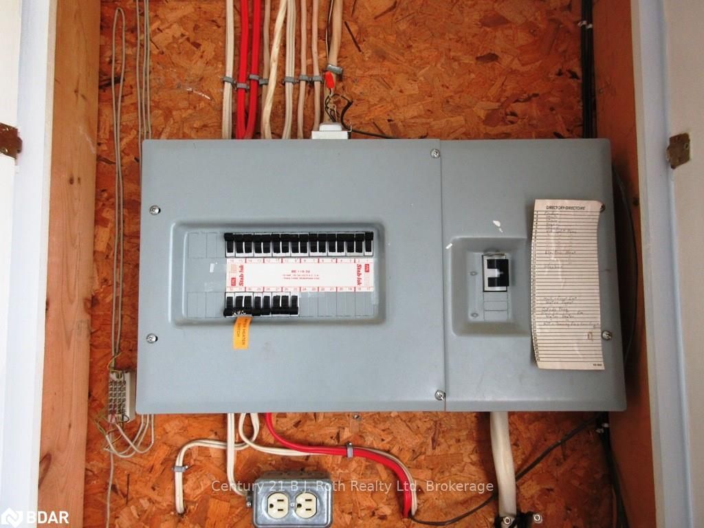 Listing Image 7