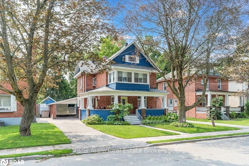 404 Manly St, Midland, L4R 3E3 | Image 2