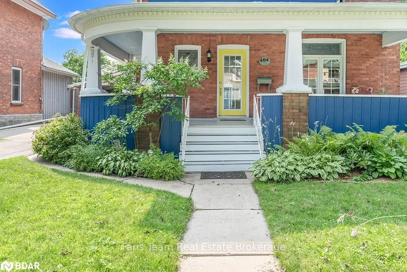 404 Manly St, Midland, L4R 3E3 | Image 3