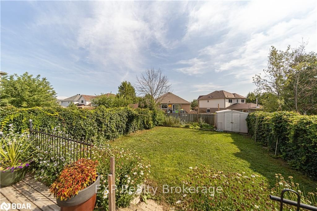 Listing Image 19