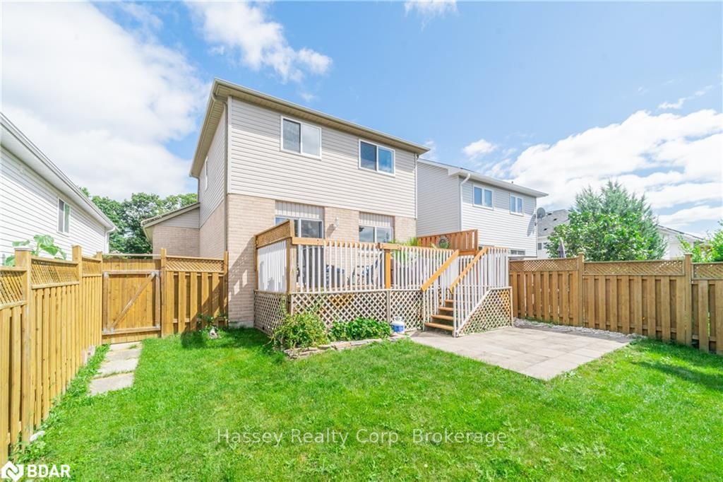Listing Image 10