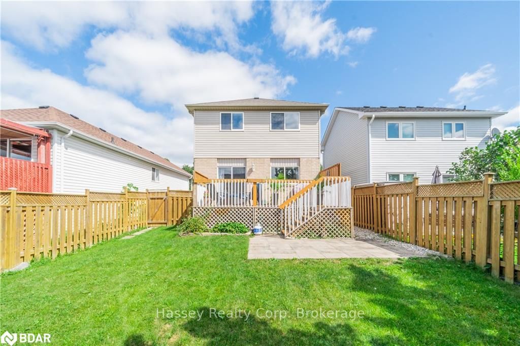 Listing Image 11