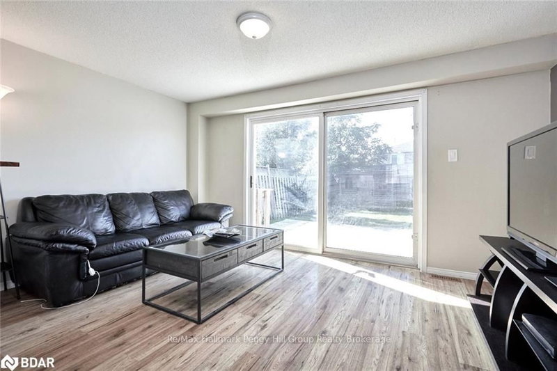 357 Dunsmore Lane, Barrie, L4M 7B1 | Image 3