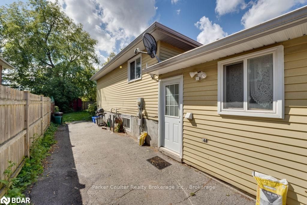 Listing Image 33