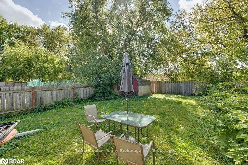 Listing Image 5