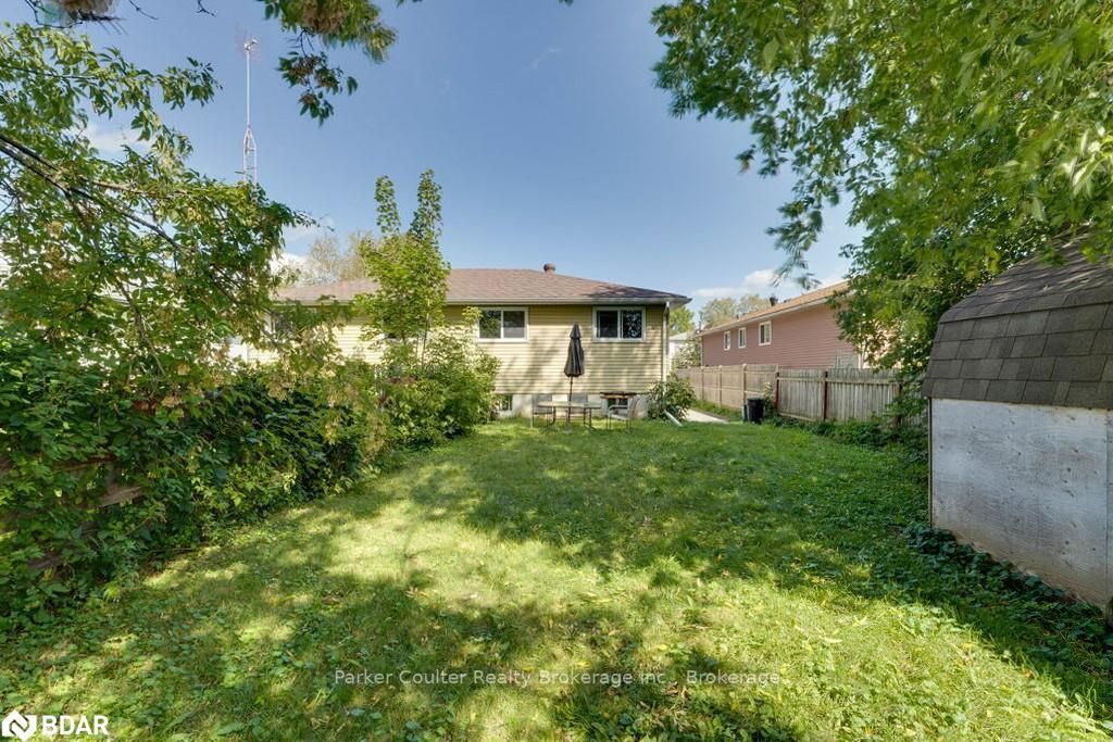 Listing Image 6