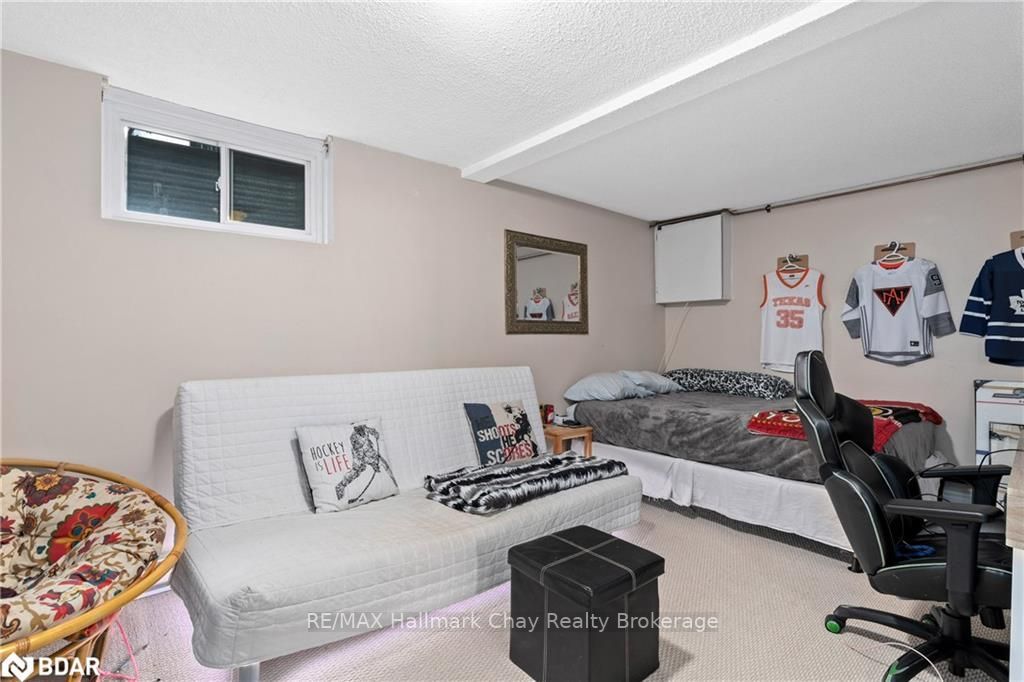 Townhouse sold at 33-360 Blake Street, Barrie, Ontario, L4M 1L3 - Codrington - MLS: S6311908