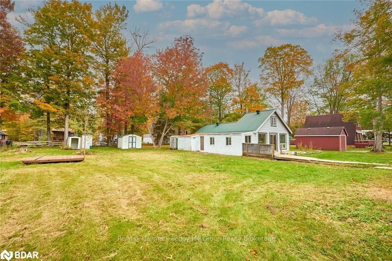 53 Playfair Dr, Tay, L0K 2C0 | Image 3