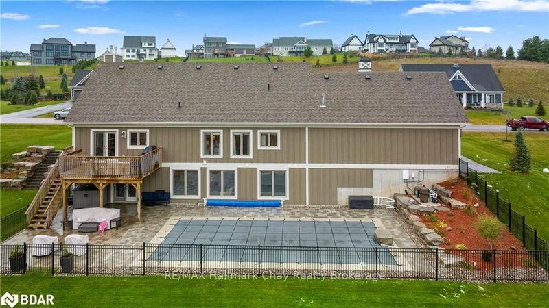 3 Thoroughbred Dr, Oro-Medonte, L0K 1E0 | Image 2