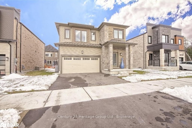 13 Mabern St, Barrie, L9J 0B1 | Image 3