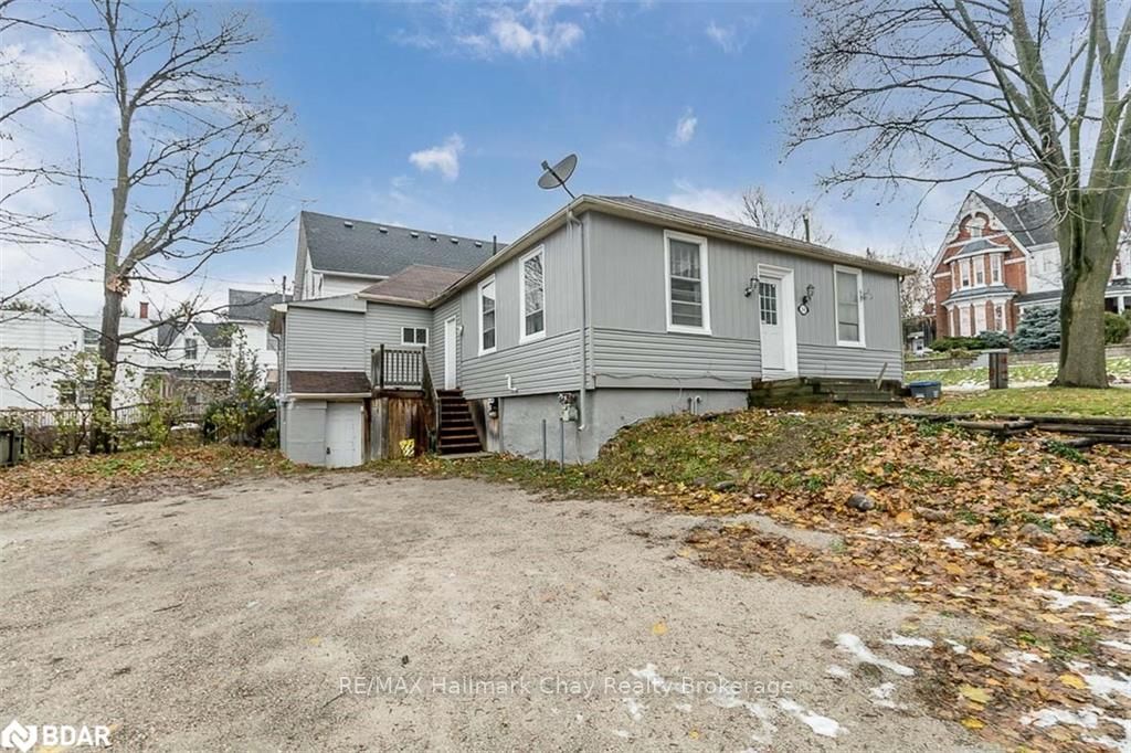 Listing Image 3