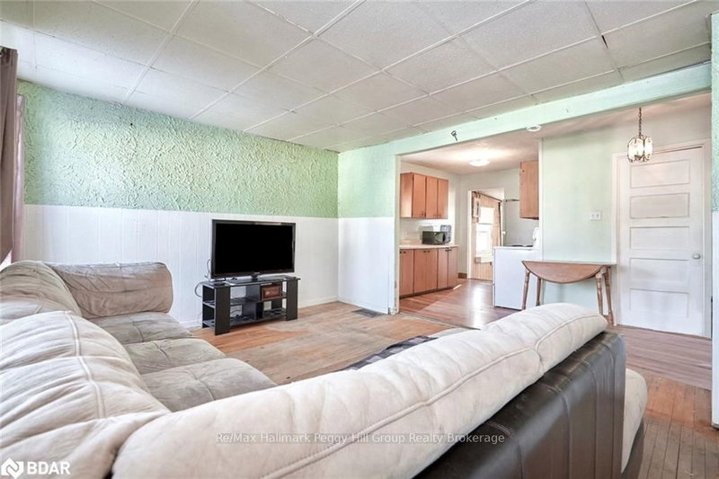 11 Victory Dr, Collingwood, L9Y 2G6 | Image 2