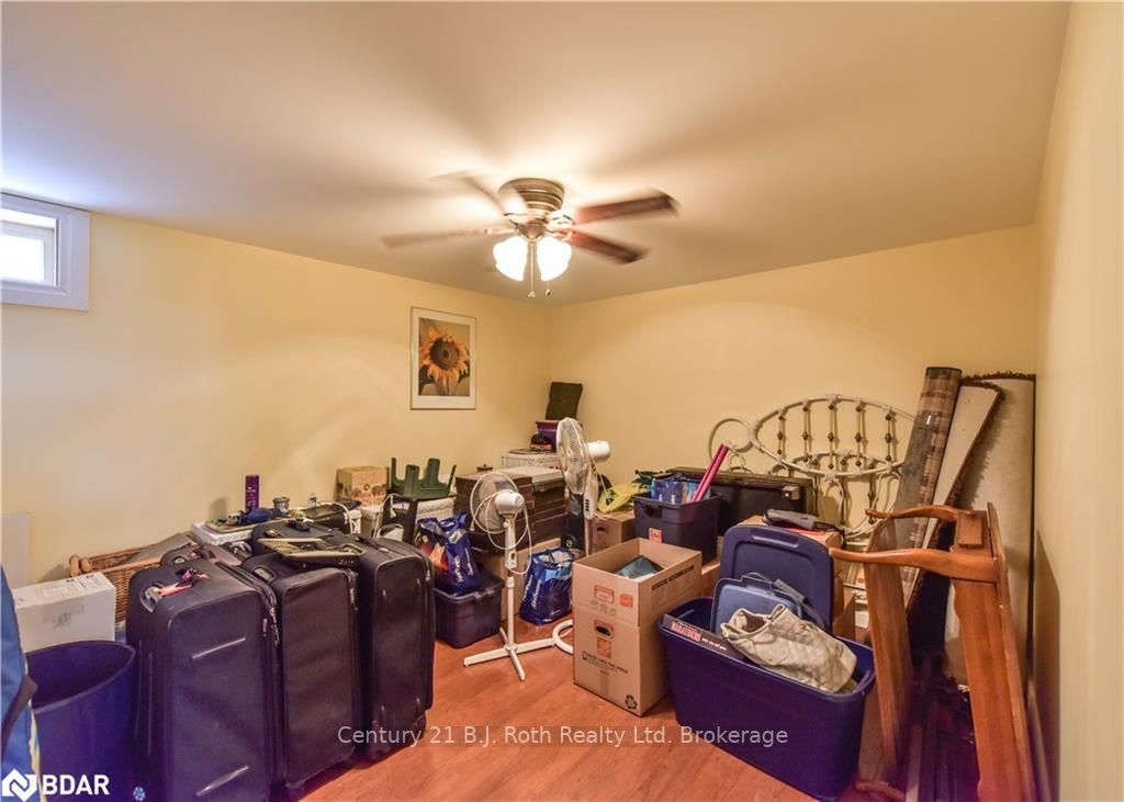 Listing Image 20