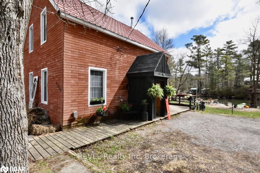 Listing Image 3