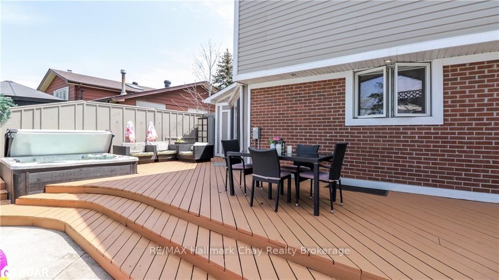 Listing Image 15