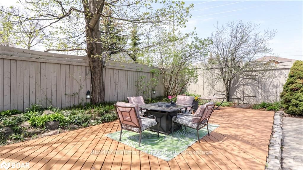 Listing Image 18