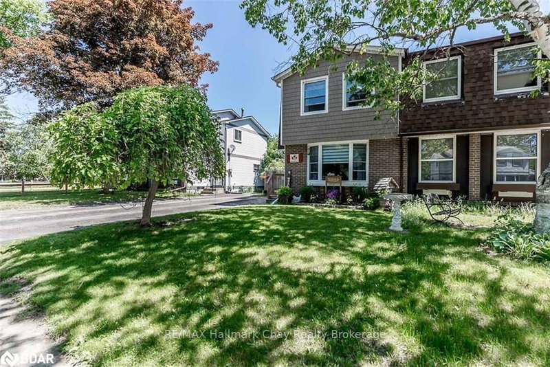 15 Wilde Pl, Barrie, L4N 4W6 | Image 3