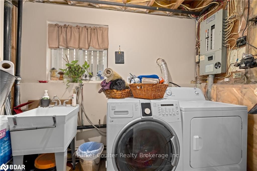 Listing Image 22
