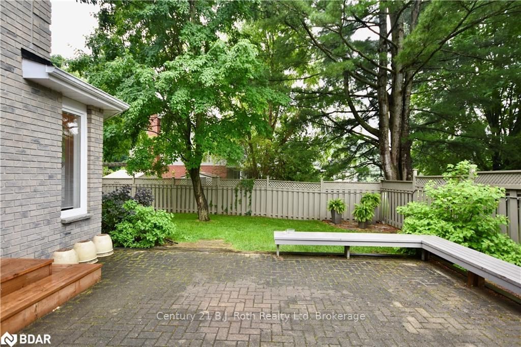 Listing Image 7