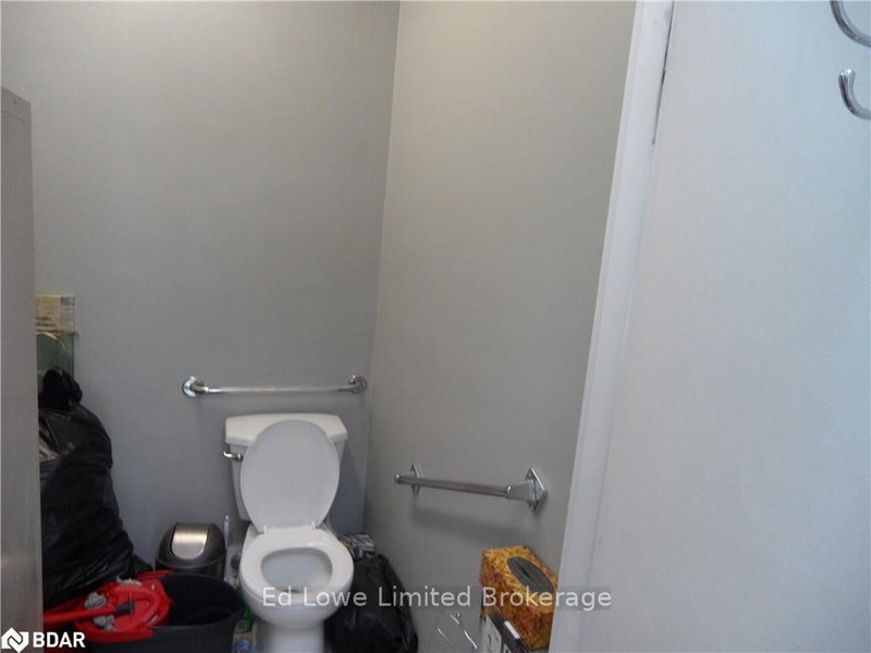 7 - 331 Bayfield St, Barrie, L4M 3C2 | Image 3