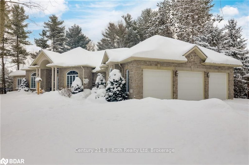 7 Highland Dr, Oro-Medonte, L0L 2L0 | Image 2