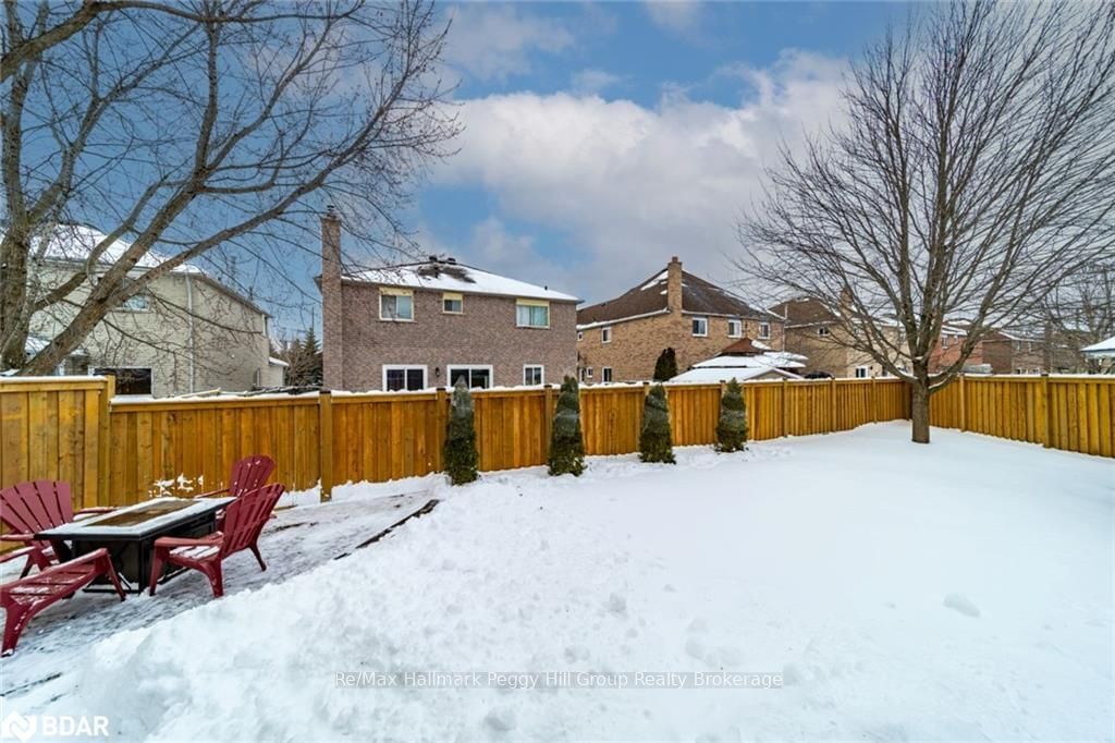 Listing Image 16