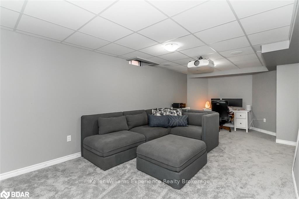 Listing Image 35