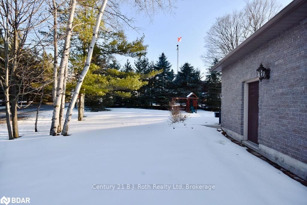 Listing Image 32