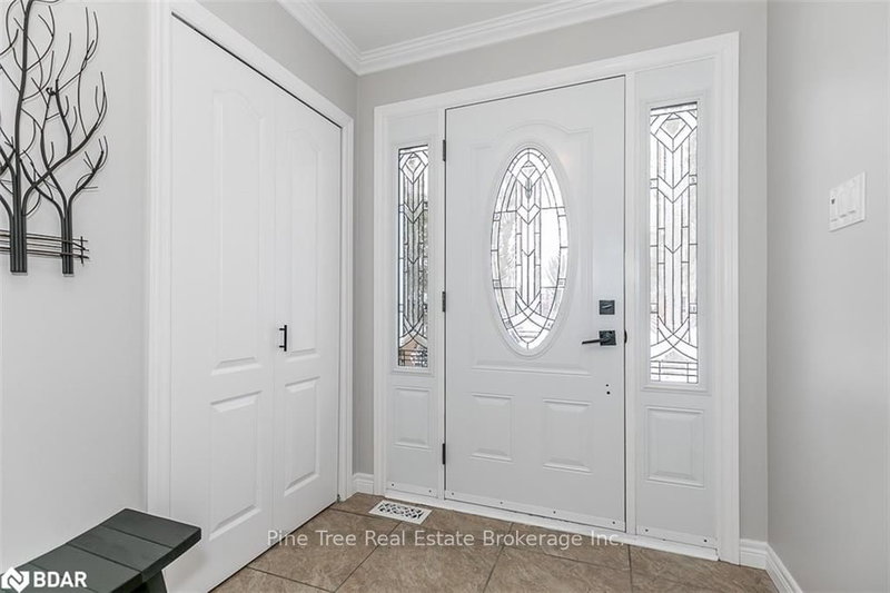 34 Cedar Creek Rd, Springwater, L9X 0P5 | Image 2