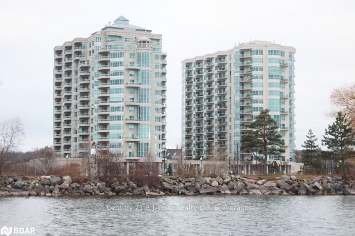 Unit 407 — 2 TORONTO St, Barrie -  image-0-0