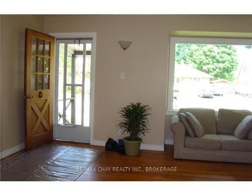 6 Newton St, Barrie, L4M 3N3 | Image 3