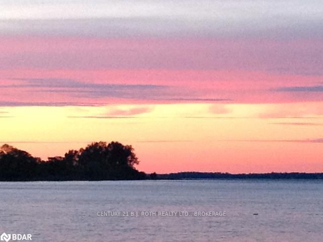 70 Bourgeois Beach Rd, Tay, L0K 2A0 | Image 2