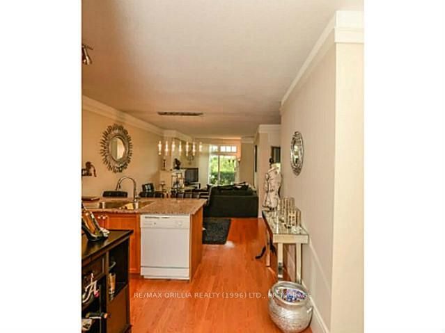 112 - 140 Cedar Island Rd, Orillia, L3V 1T1 | Image 3