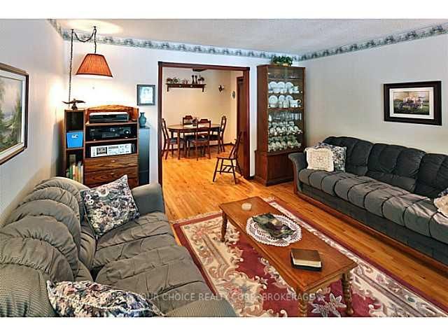 Listing Image 16