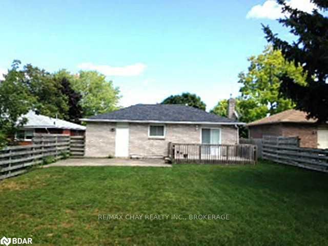 Listing Image 8