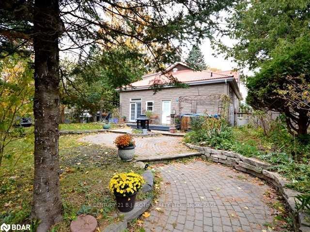 Listing Image 19